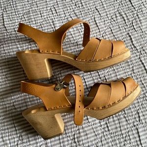 Lotta From Stockholm Clogs in Tan